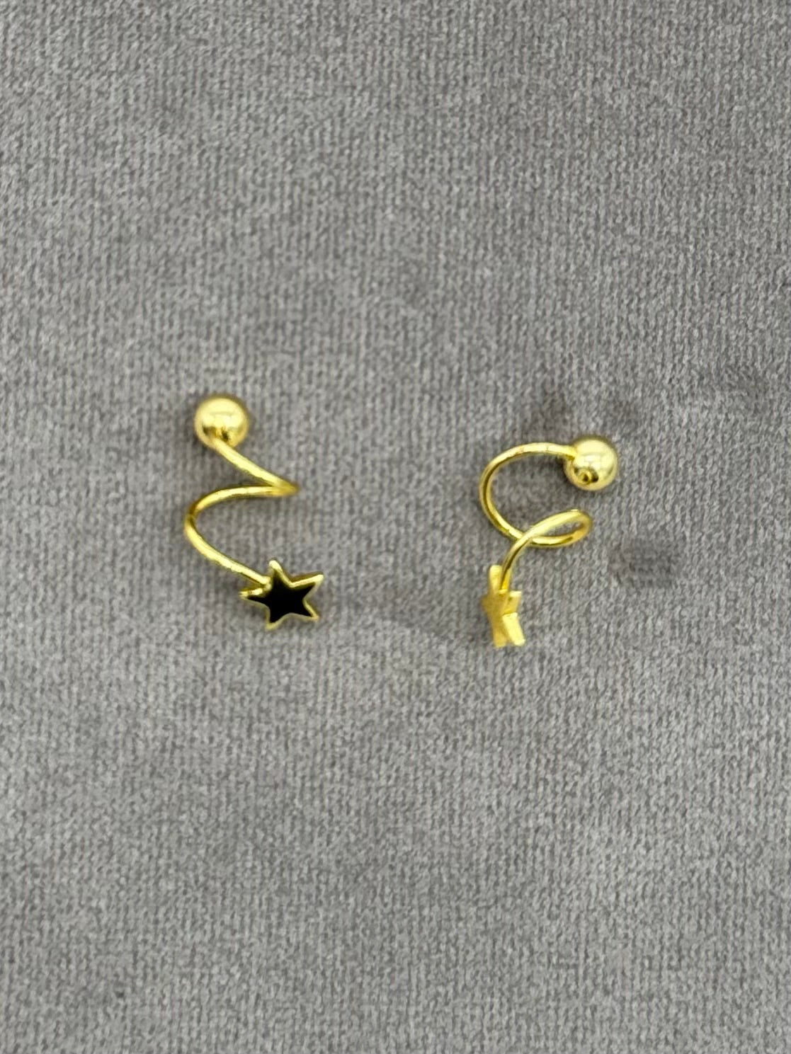 Aretes Estrella Dorada Chapa de Oro