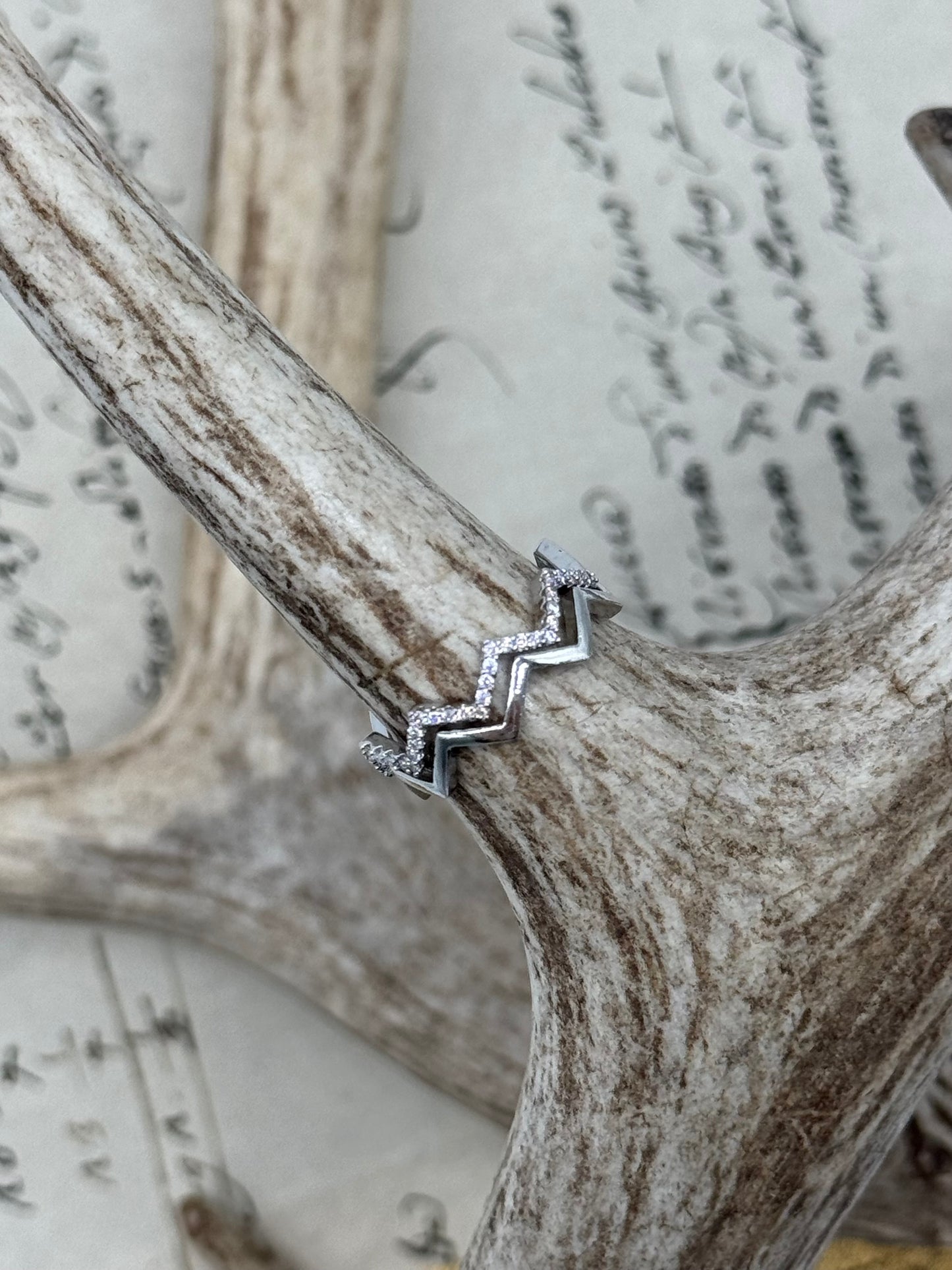 Anillo Waves Zirconias Plateado