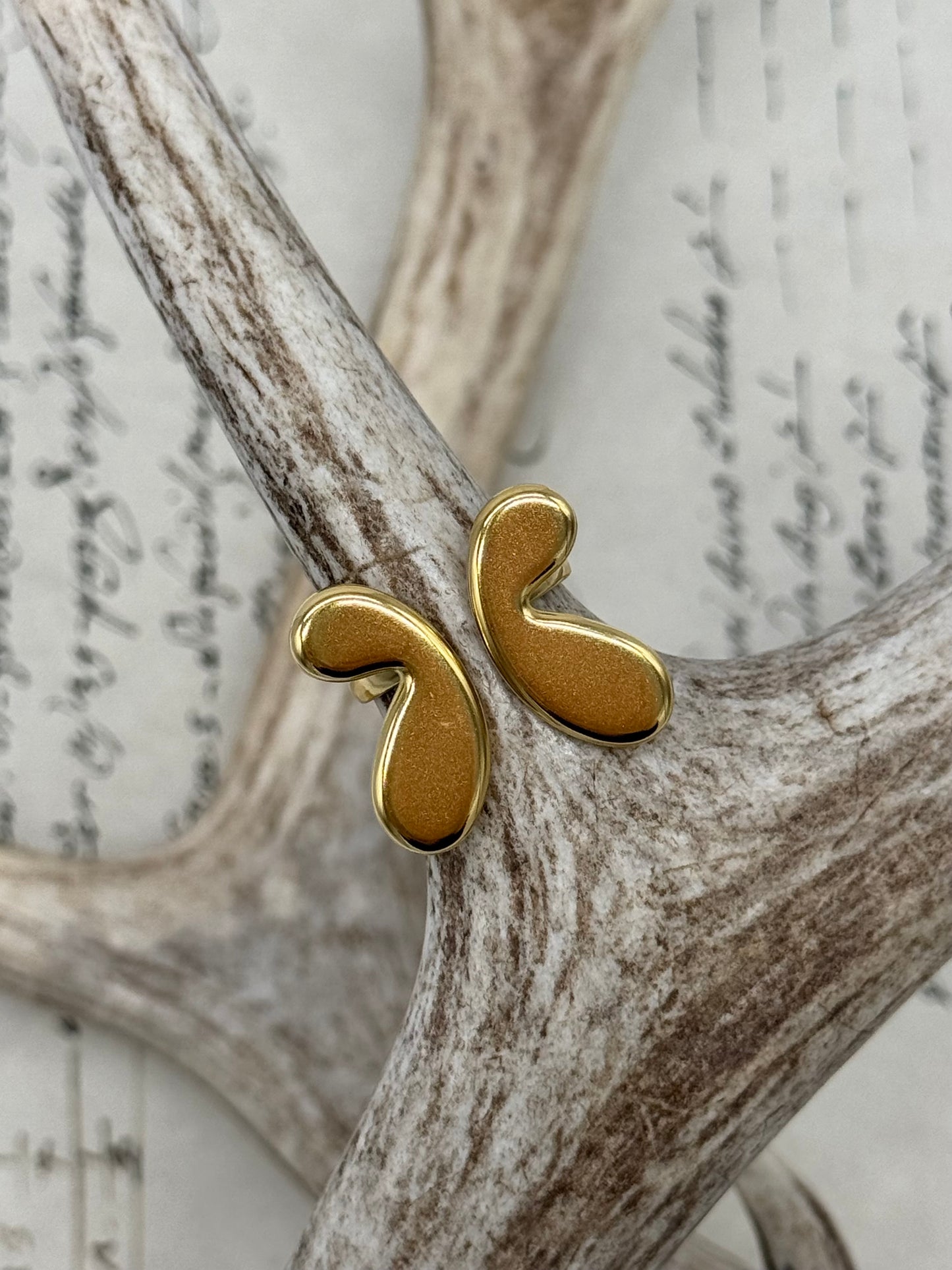 Anillo Mariposa Dorada Ajustable Acero Inox