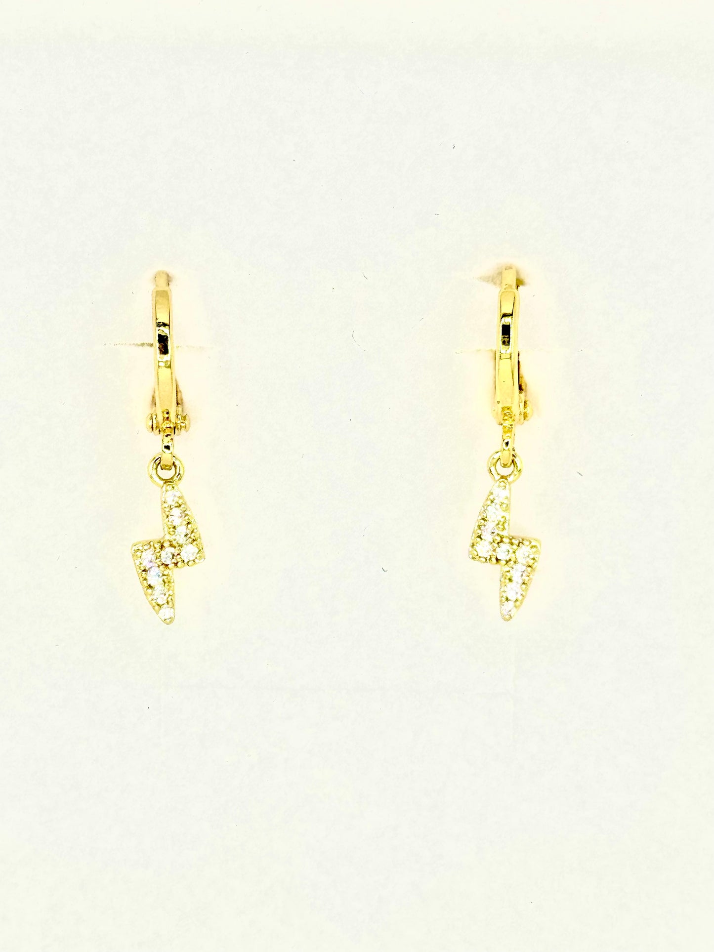 Aretes Arracada Rayo Chapa de Oro